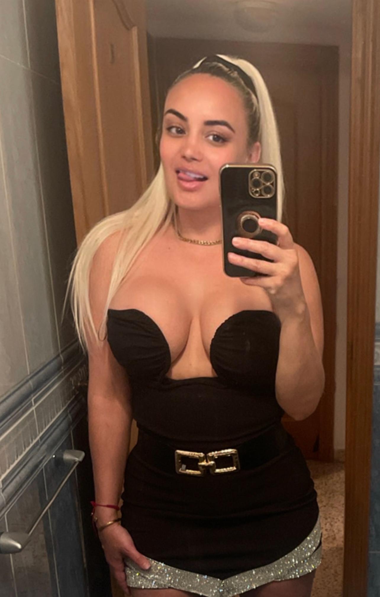 🔥🔥🔥 NYT i HOLBÆK /💦Golden Shower / XL Spanske Bryster / Prostatamassage / Erotisk Massage.