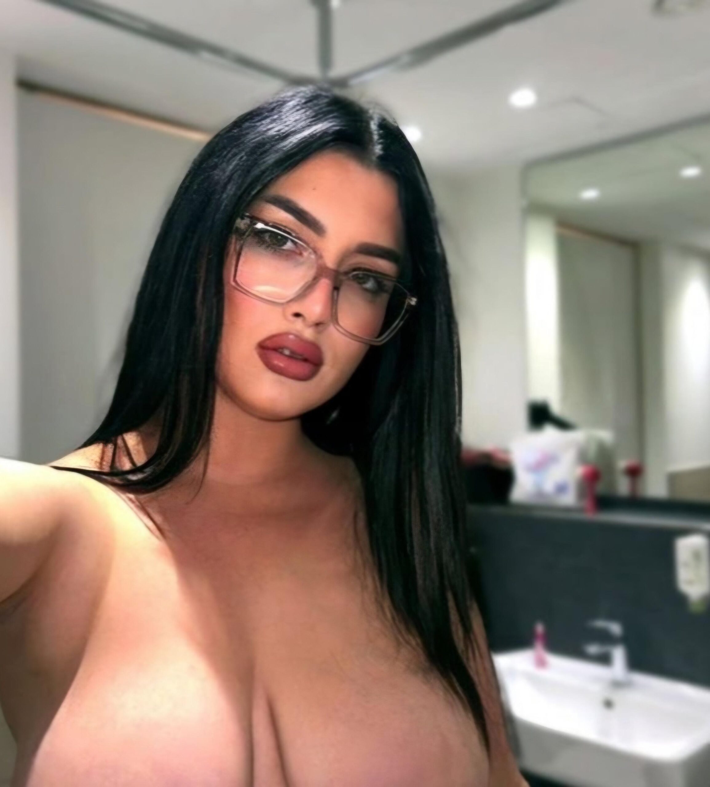 Madeline❤️AALBORG❤️RELAX After A Long Day With Me❤️Private And Discrete❤️All Kind Of Massages❤️Friendly And Good Looking for Nice Gents