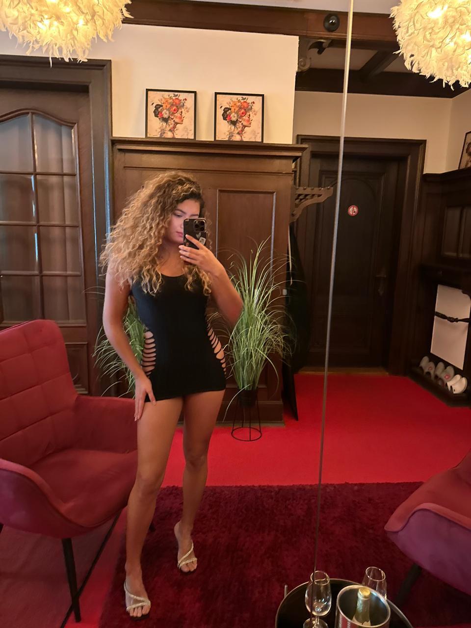 BRANDE ❤️ Im Blonde Elsa Petit Girl In 154 Cm/58kg/D Cup✔️ Small Girl With Short Legs & Big Boobs ❤️ ✔️ TIGHT PUSSY✔️ BEST BLOWJOB✔️ Finish In Mouth✔️
