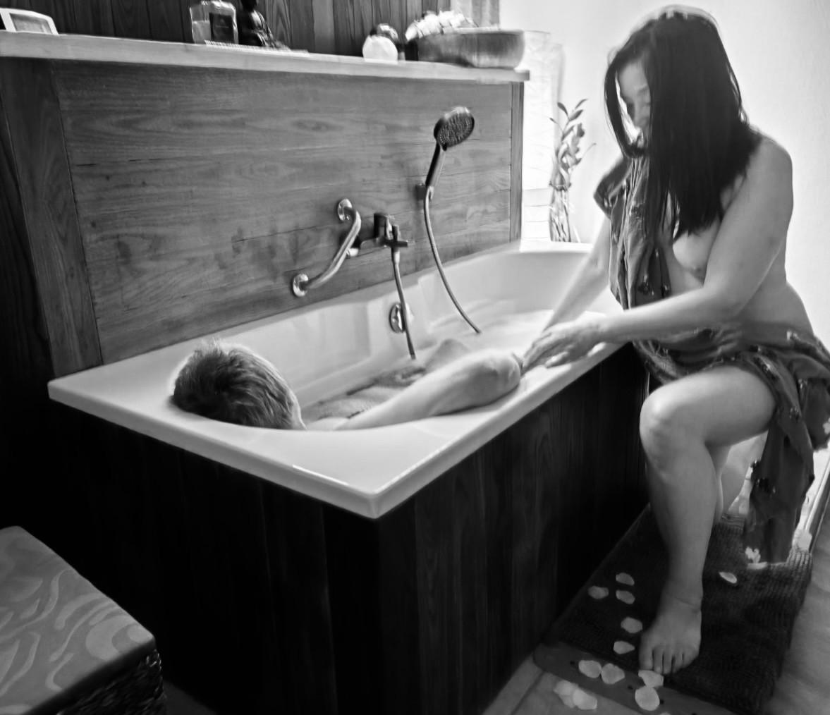 Charlottenlund-København Tantra Massage Kira Oplev en Intim og Afslappende Tantra-Massage hos Mig Tlf 50357128
