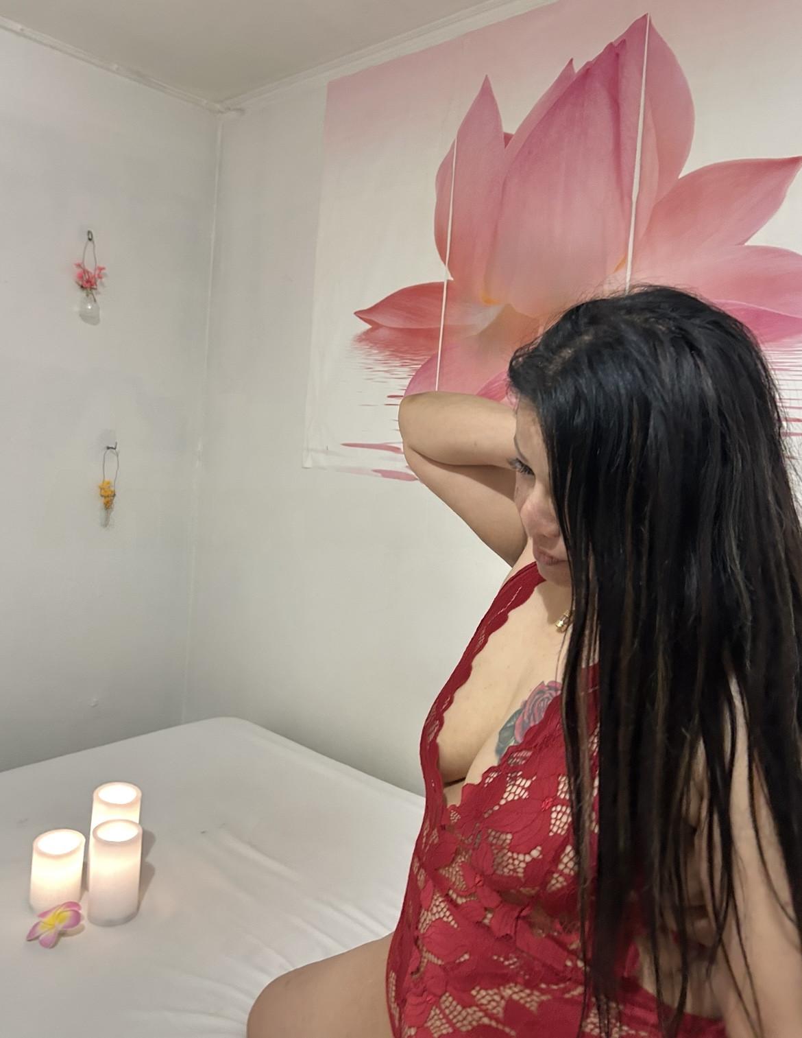 Hot Thai Pige.🇹🇭♥️ Kom og Kneppe Mig i Alle Huller og uden Gummi.💦💦🔥⚡️Kolding Thai Massage God Service og Dejlig Oplevelse.