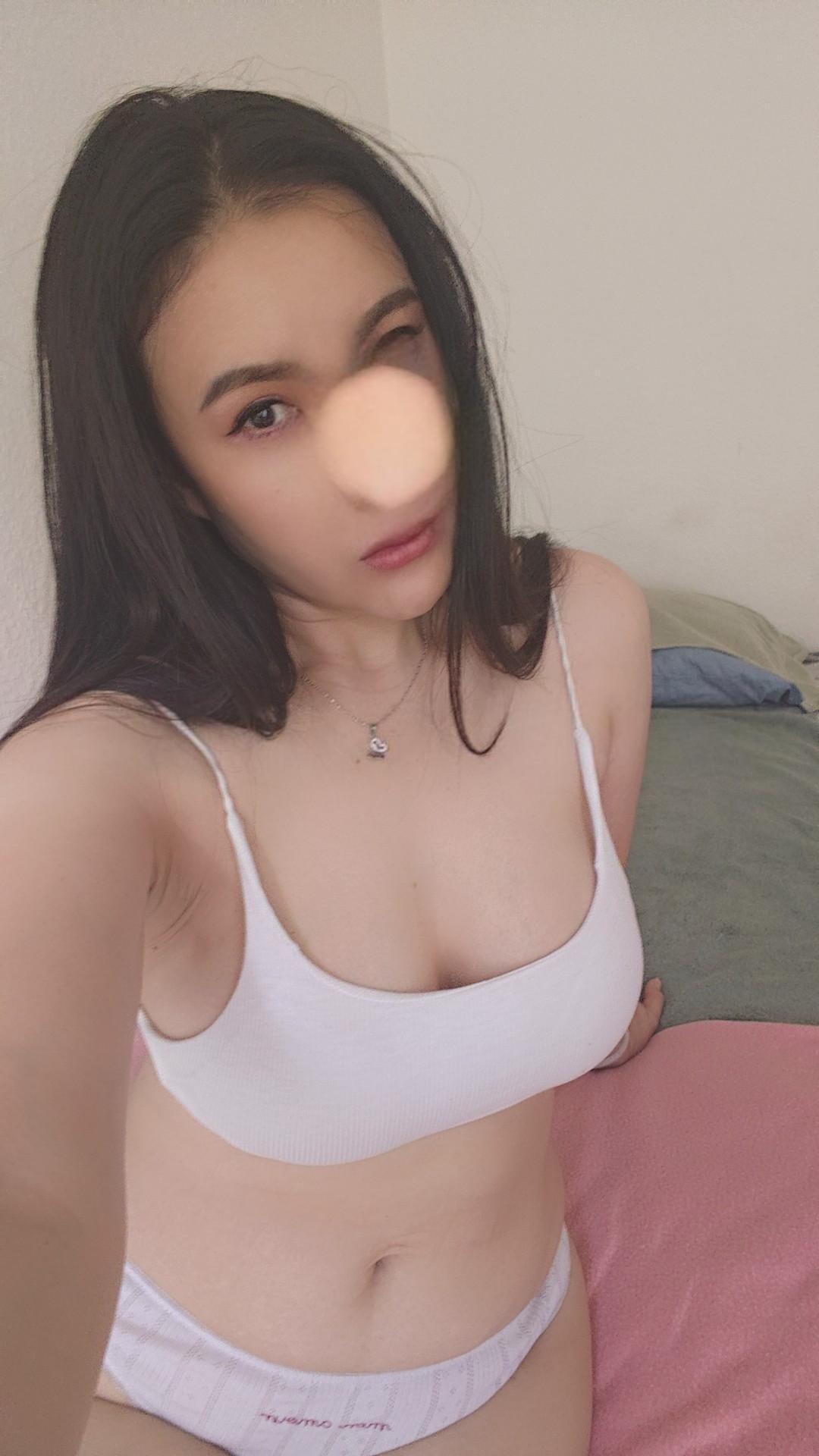 Hi Gentlemen🫦 I’m Alisa Back To Vojens!!! 🥰 Sweet Lovely Thai Girl Especially Very Good Service 💯 And Professional Massage💆‍♀️ ☎ +4552735630😚😉