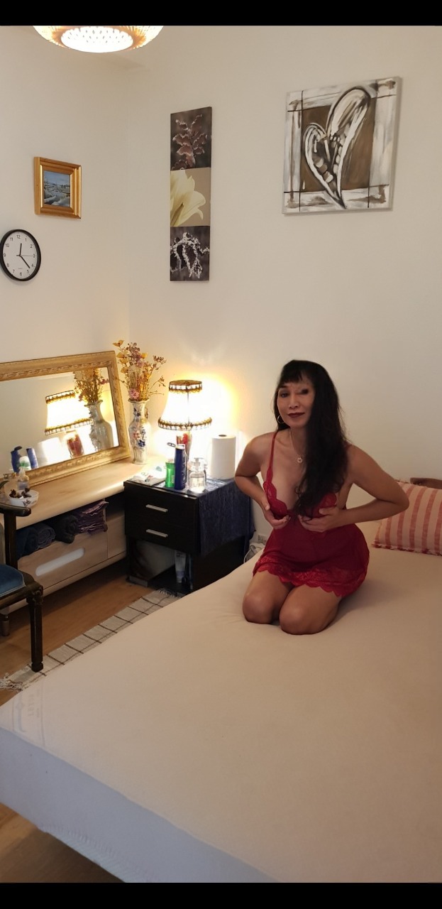 Welcome To Visit Private, Cozy And Cool-Clean Room at Corner Of Vesterbrogade / Aagade 2 Vejle ( Danish & European Only )