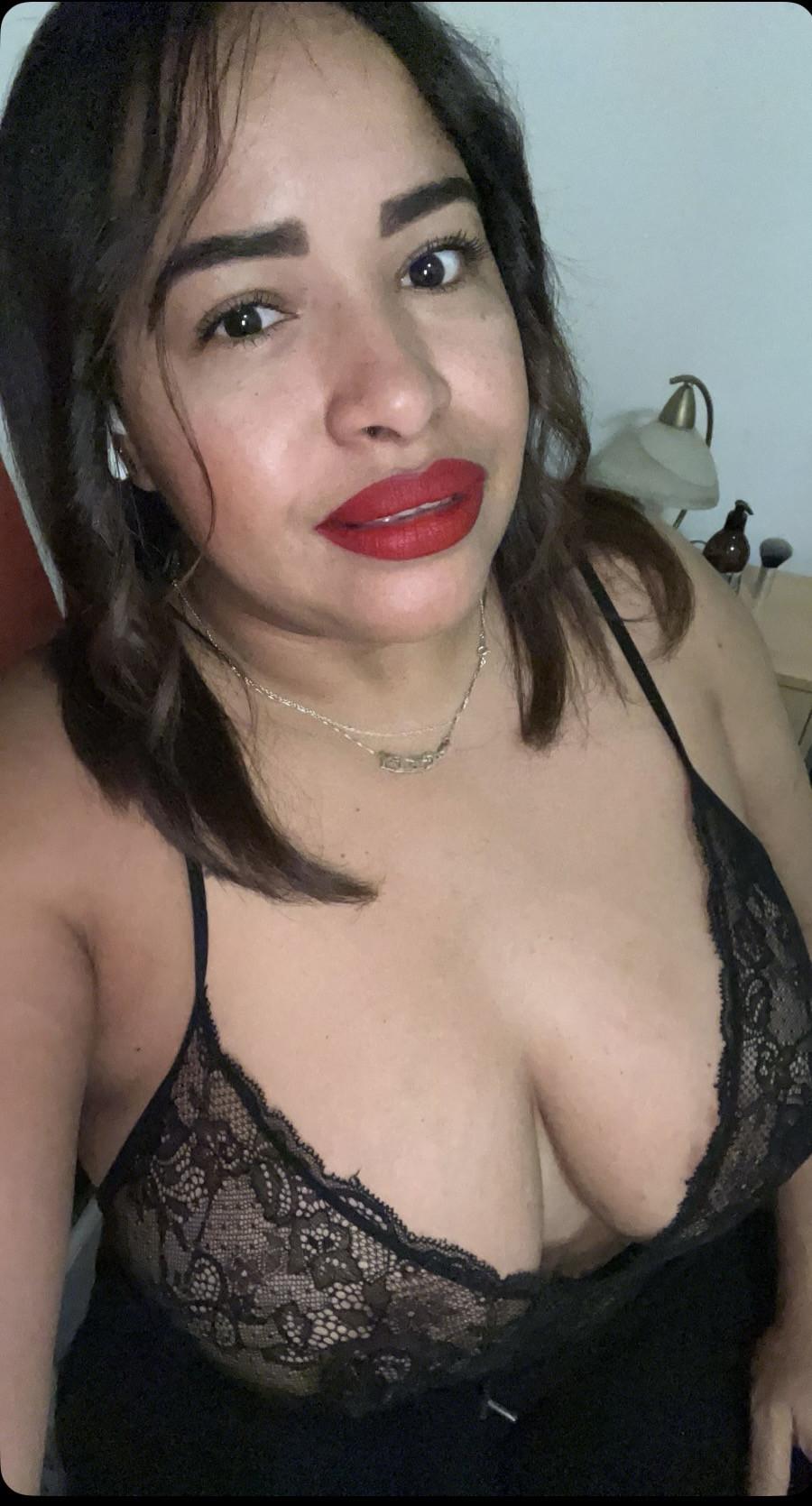 Sexy Latin Party Gaby