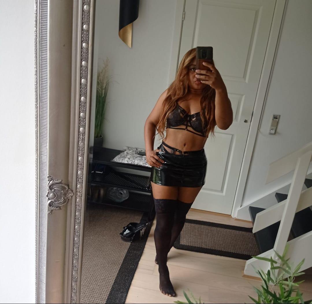 København Valby 👩‍❤️‍💋‍👨 Real GFE 💞 B2B Erotisk og Afslappende Massage