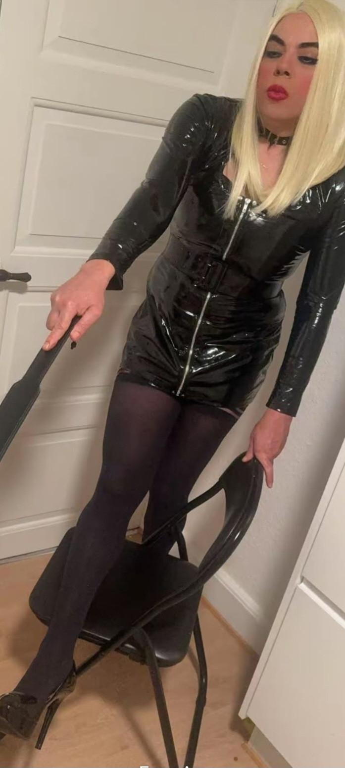 Holstebro IN Felborg /vester Feldborgvej 14 7500 / Viborg / Herning Skive/trans TOP GIRL Karen / Immunize ME WITH YOUR Mouth…MY Hungry CALF ME, MY L