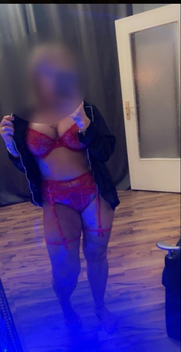 Esbjerg/,colombian LADY SO HOT SO Nasty SEX Whith Condom/ THE BEST Services /FUCK SUCK Kisses Massagge ,diferent Position /AND RICH Happy Whith CUM