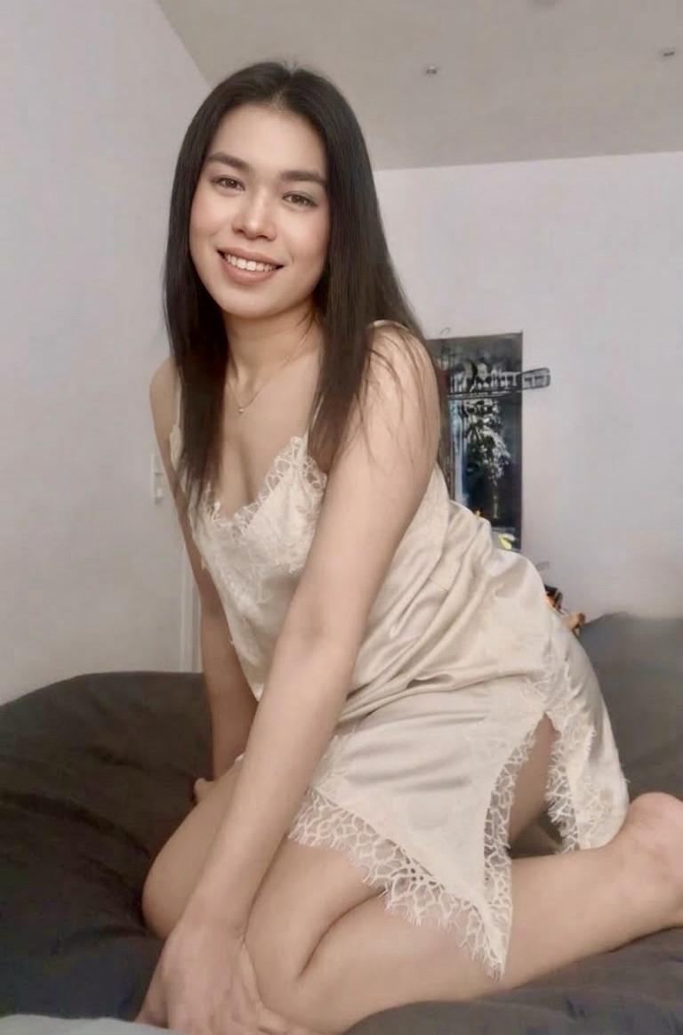 Julie Super Thai New Girl 👌 👍 And Super Fresh 😍 Beautiful And Shapely Body 😍 Good Sex & Massage 💆‍♂️ Impotent Thing i Love What i Do ❤️ Come To Me Dar