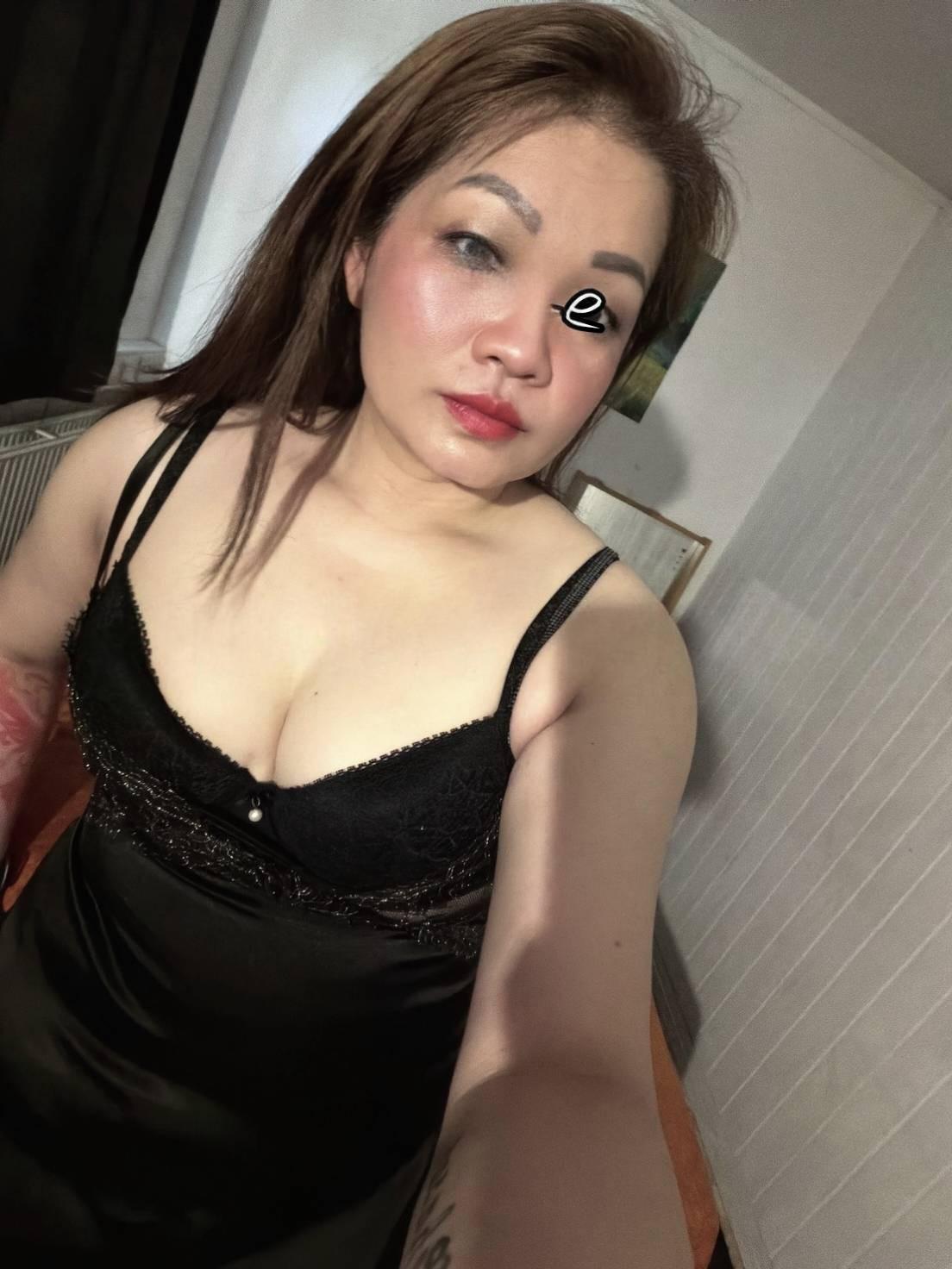 Sherine 🥰🇹🇭 New Sweet And Sexy Girl 👉 IN LEM .🥳🎉 Real Pictures 💯% L’m Good Service Professional Massage And Hot Sex 🫦🫦🥰❤️ Make You Happy at The Same T