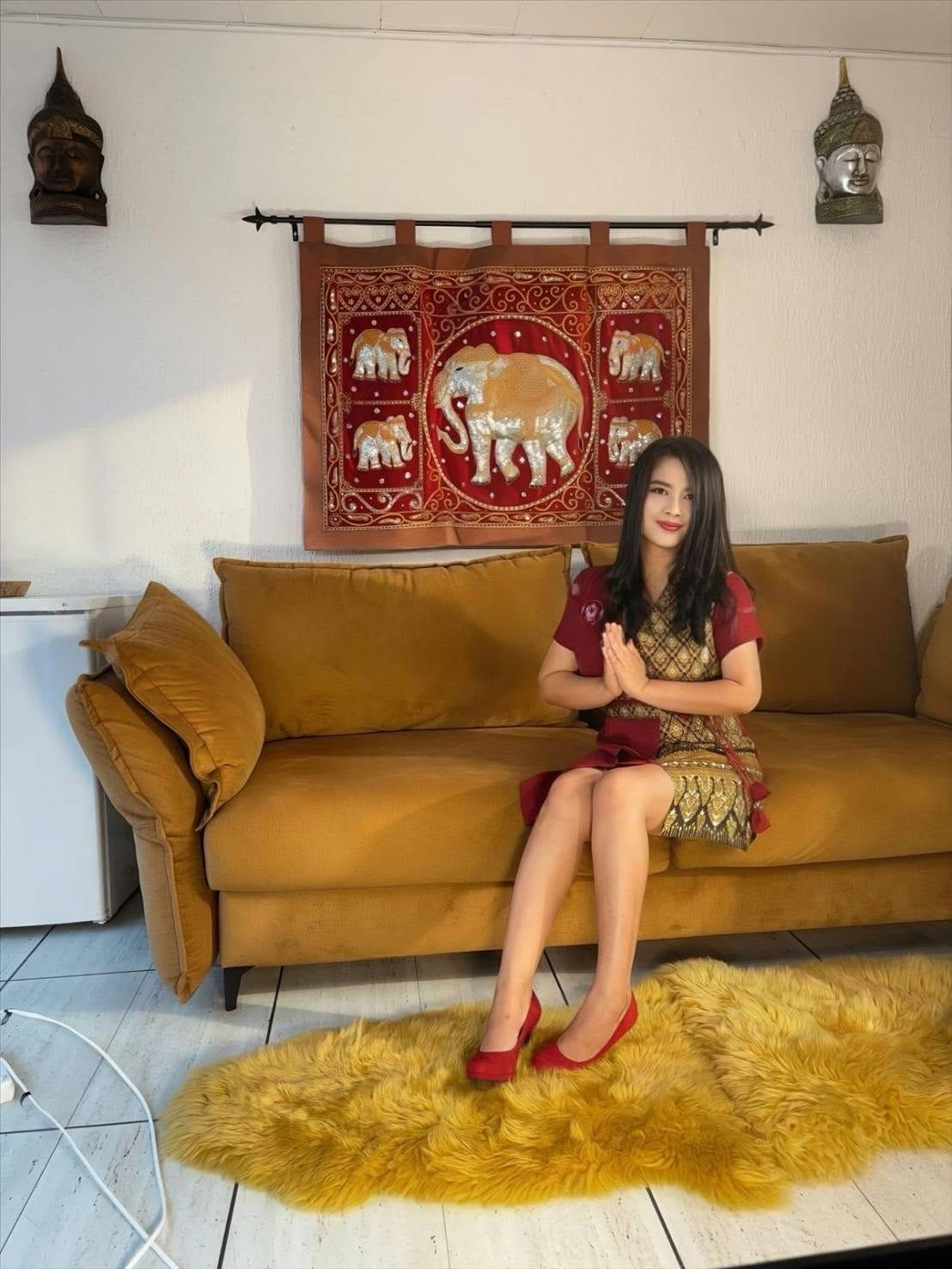 Cherry-En Helt Ny Thai Pige i In Roslev