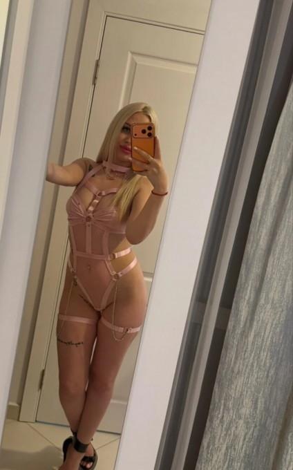 Esbjerg/,colombian LADY SO HOT SO Nasty SEX Whith Condom/ THE BEST Services /FUCK SUCK Kisses Massagge ,diferent Position /AND RICH Happy Whith CUM
